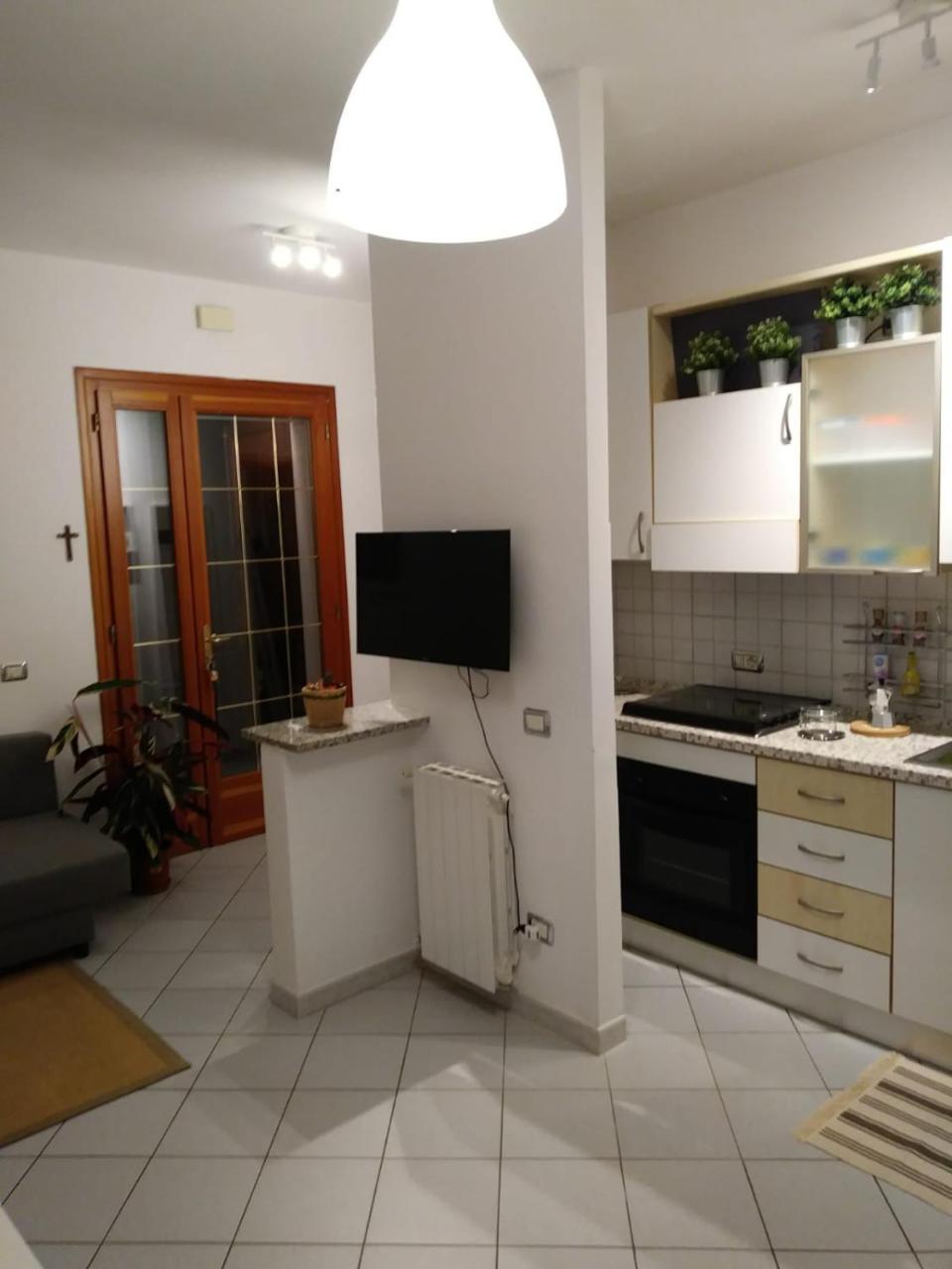 Apartamento Angy House Iolanda di Savoia Exterior foto